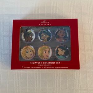 Hallmark ‘Disney Princess’ 👑 miniature ornament set - 6 ornaments